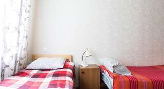 Хостел  Авантаж на Смоленке Санкт-Петербург Односпальная кровать в общем 6-местном номере для женщин с общей ванной комнатой-5